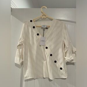 White mid sleeve top